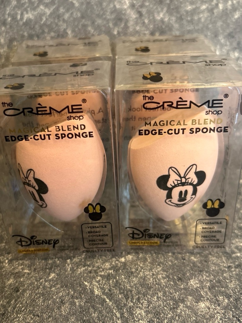 4X the CREME shop x Disney . Magical Pink Blend Edge-Cut Sponge